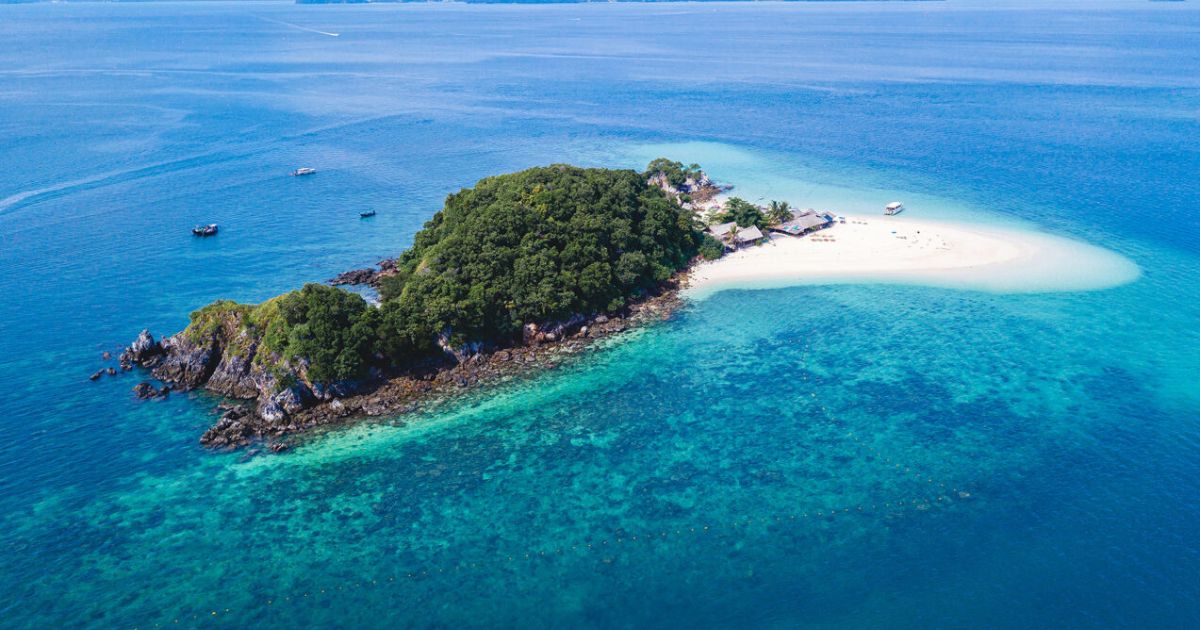Krabi vs. Phuket